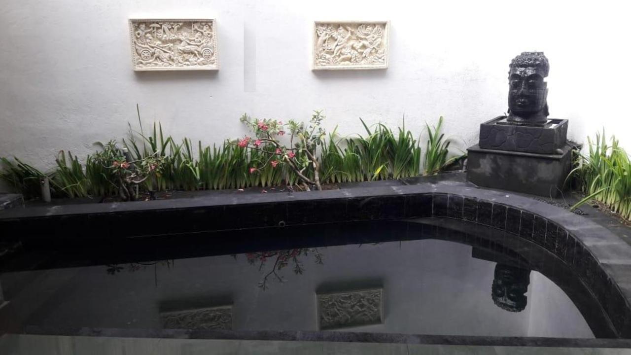 Cozy Residence Wedasari Bali Denpasar Extérieur photo